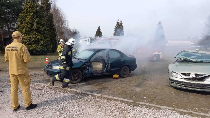 W Zduńskiej Woli szkolili się strażacy OSP z całego powiatu ZDJĘCIA