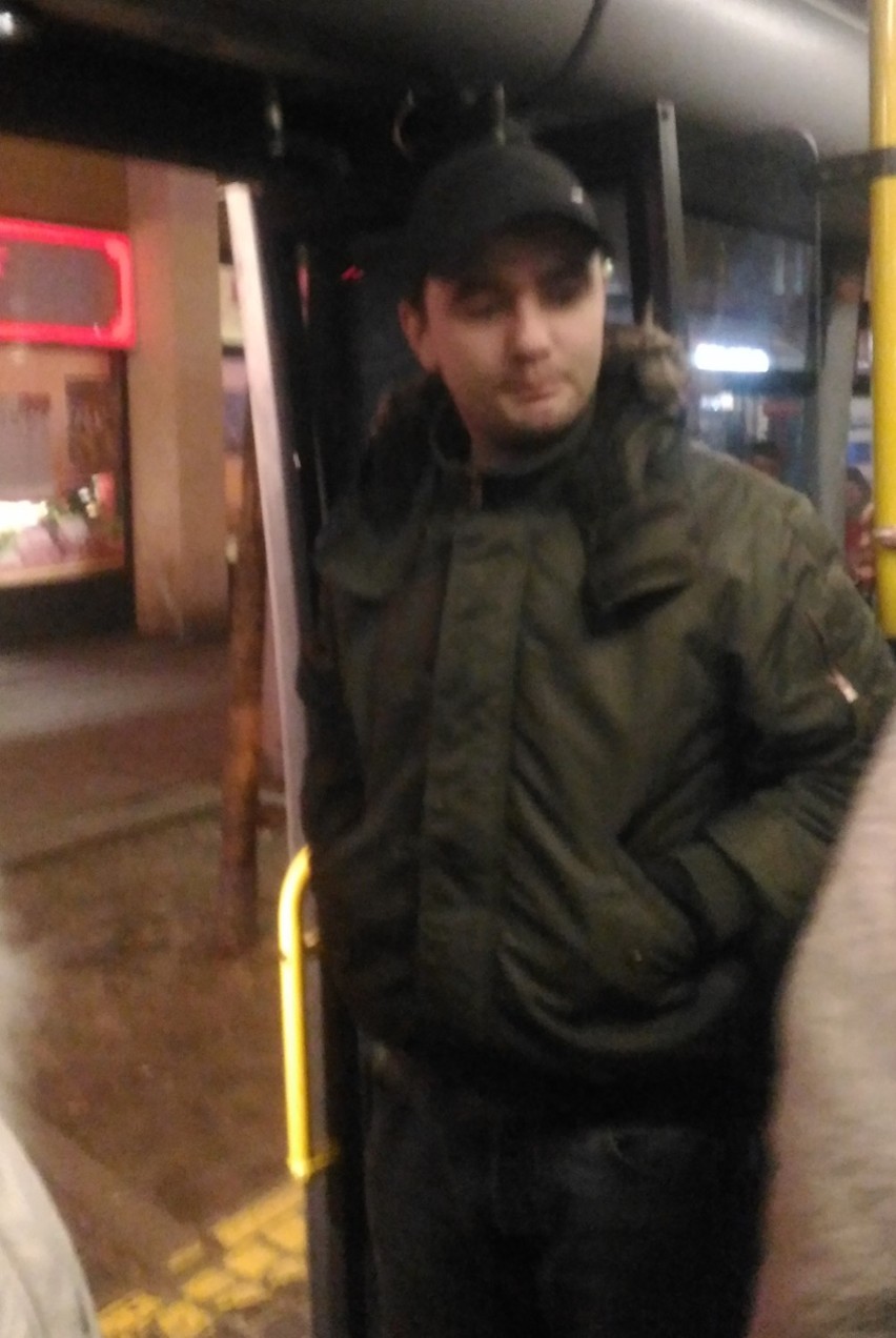 Podpalono dziewczynie włosy w autobusie. Oni mogą mieć...