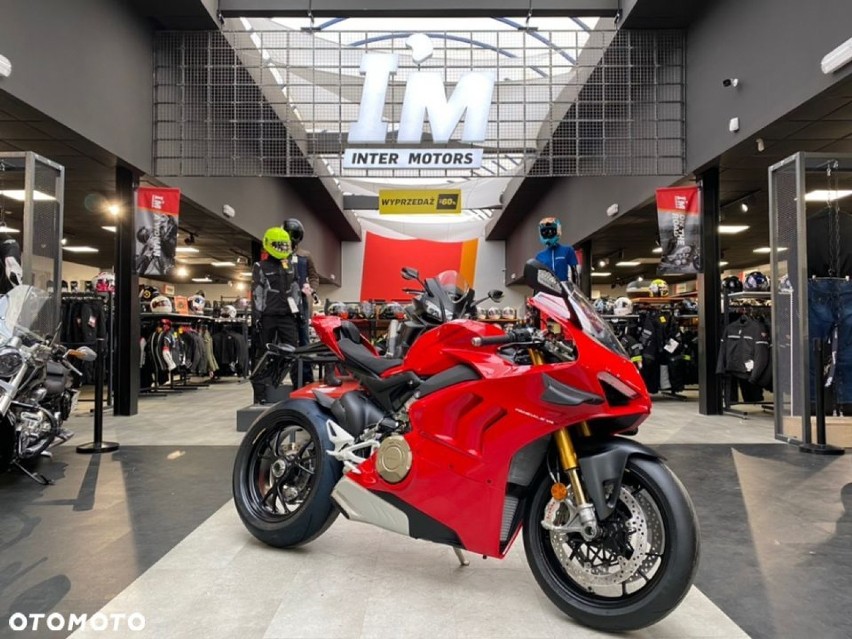Ducati 
2021 1 km Benzyna Sportowy 
Cena: 128 900 PLN

Link...