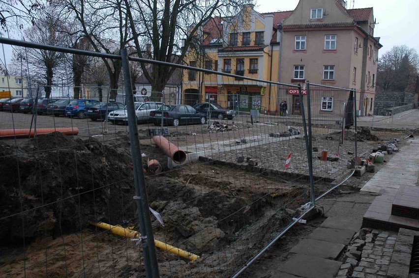 Sztum w budowie. Centrum miasta nadal rozkopane. Zmiany zachodzą powoli (ZDJĘCIA)