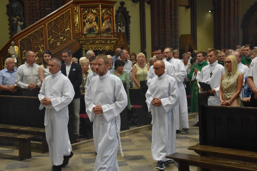 Ksiądz Marek Bernacki wprowadzony na proboszcza bazyliki
