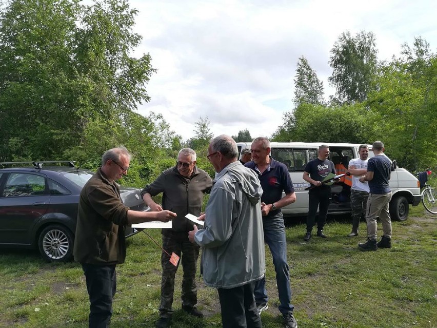 Otwarcie sezonu wędkarskiego na łowisku "Torfowiska" ZDJĘCIA