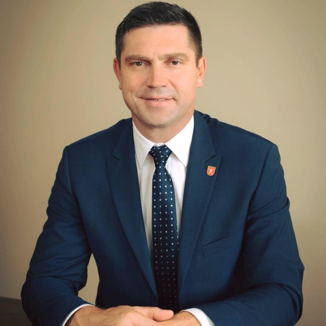 Burmistrz Krzywinia Jacek Nowak otrzymał najwięcej głosów wśród samorządowców z powiatu kościańskiego