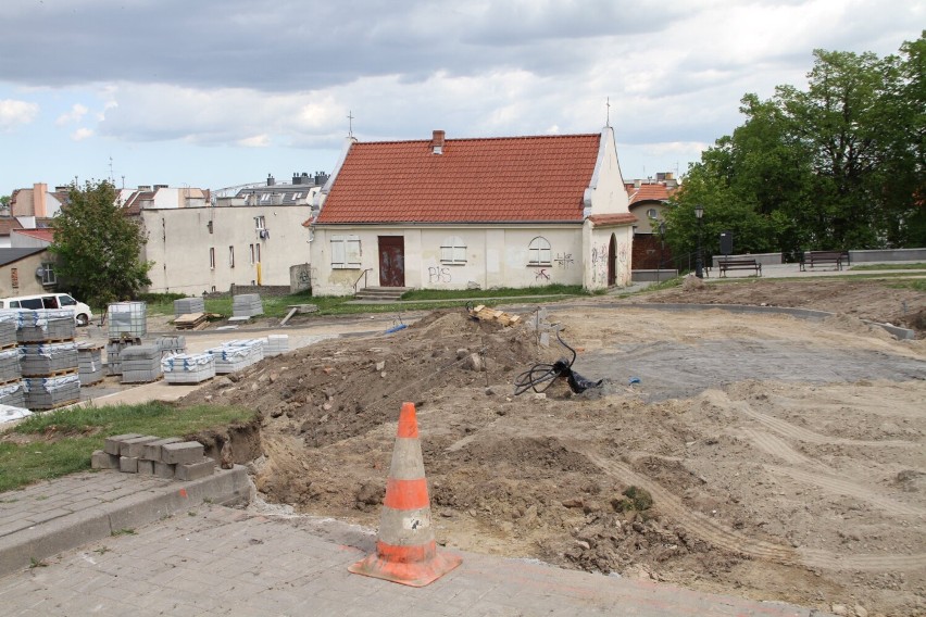 Tczew, stare miasto. Będzie nowy parking przy ul. Ściegiennego. Przybędzie ok. 50 miejsc postojowych. Znamy termin zakończenia prac | FOTO