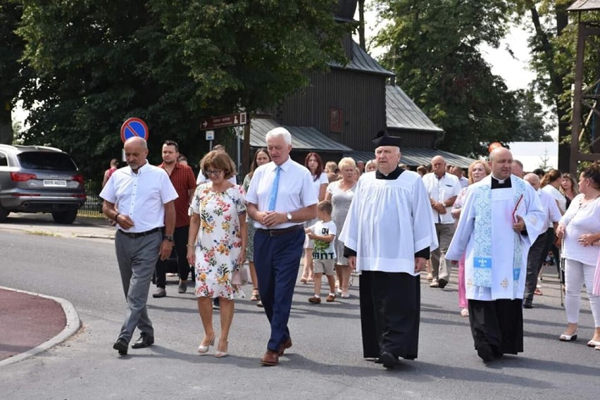 Poświęcenie Kapliczki Matki Boskiej Fatimskiej w Lesznie.