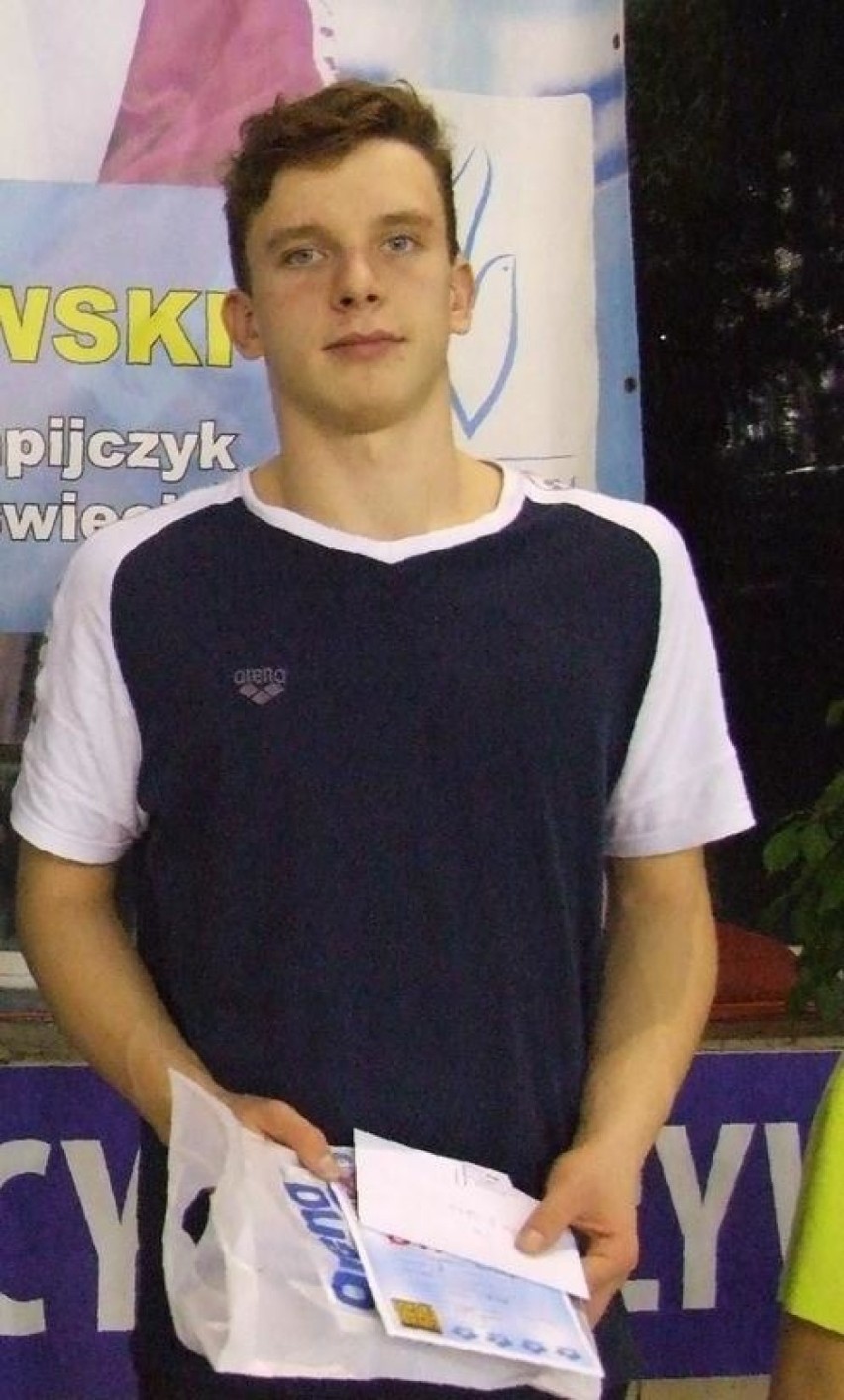 Szymon Biecki startował wśród 15-latków.