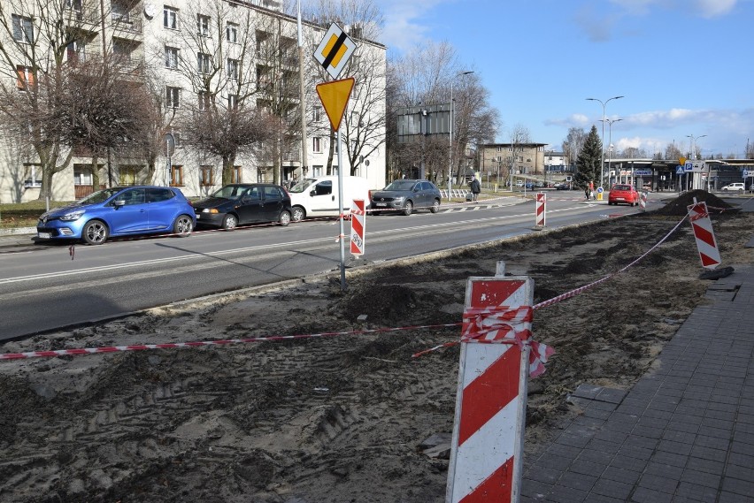 Droga rowerowa między Centrum Przesiadkowym „Ligota” a ulicą...