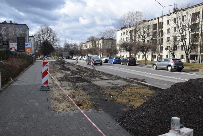 Droga rowerowa między Centrum Przesiadkowym „Ligota” a ulicą...