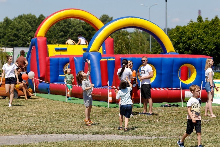 Rodzinny Piknik Europejski nad kraśnickim zalewem. Na nudę nie można było narzekać! Zobacz