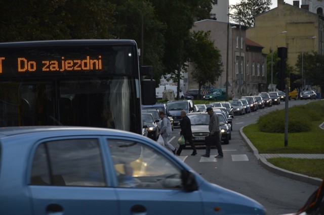 Pomimo rozkopanego centrum i codziennych problemów z objazdami i utrudnieniami w  ruchu, MZK w 2019 r. miało więcej pasażerów niż w 2018 r. Mam nadzieję, że gdy na trasy wrócą w końcu tramwaje, ta tendencja będzie jeszcze bardziej wyraźna!