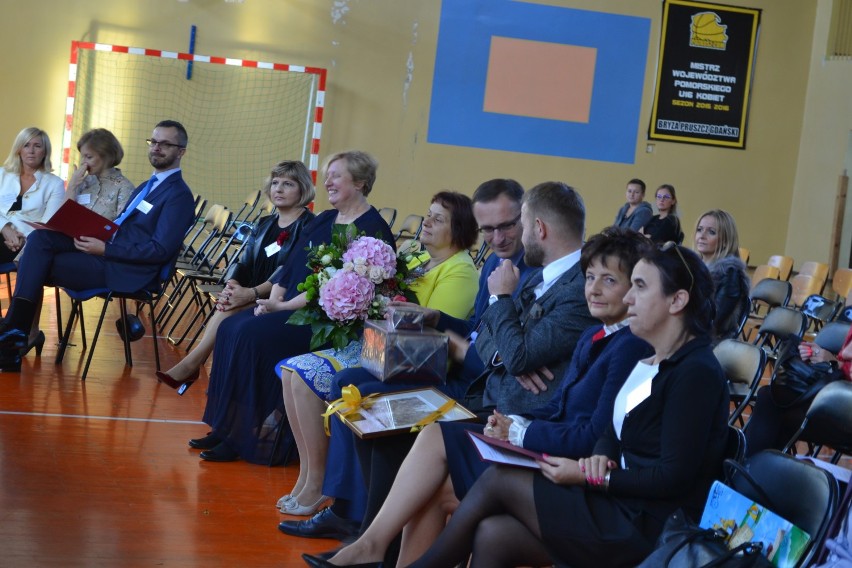 Konferencja z okazji 25-lecia Szkoły Podstawowej nr 4 w Pruszczu Gdańskim [ZDJĘCIA, WIDEO]