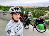 Daro na kole. Dariusz Flesiński z Sosnowca przejedzie Europę na rowerze. Podczas akcji będzie zbierał pieniądze na leczenie chorej Lilianki