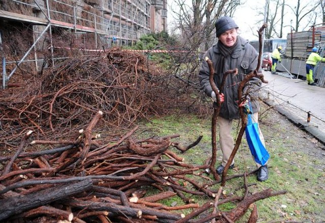 Szczecinianie pod gmach urzędu wojewódzkiego przychodzili już od ...