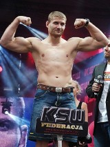 Jan Błachowicz, zawodnik MMA z Cieszyna, podpisał kontrakt z UFC