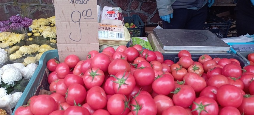 Pomidory w cenie 9 złotych