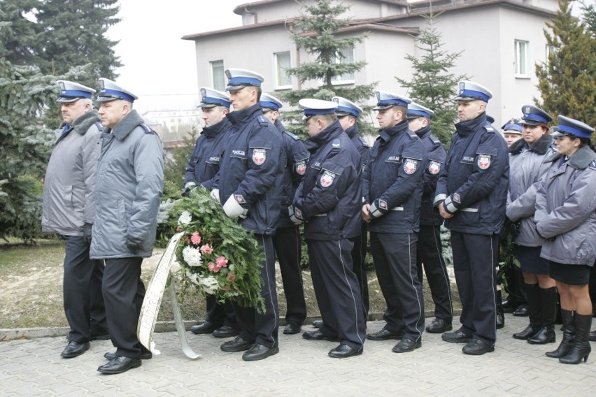 Policjant zginął na DW911 w Piekarach.Dziś odbył się pogrzeb [ZDJĘCIA]