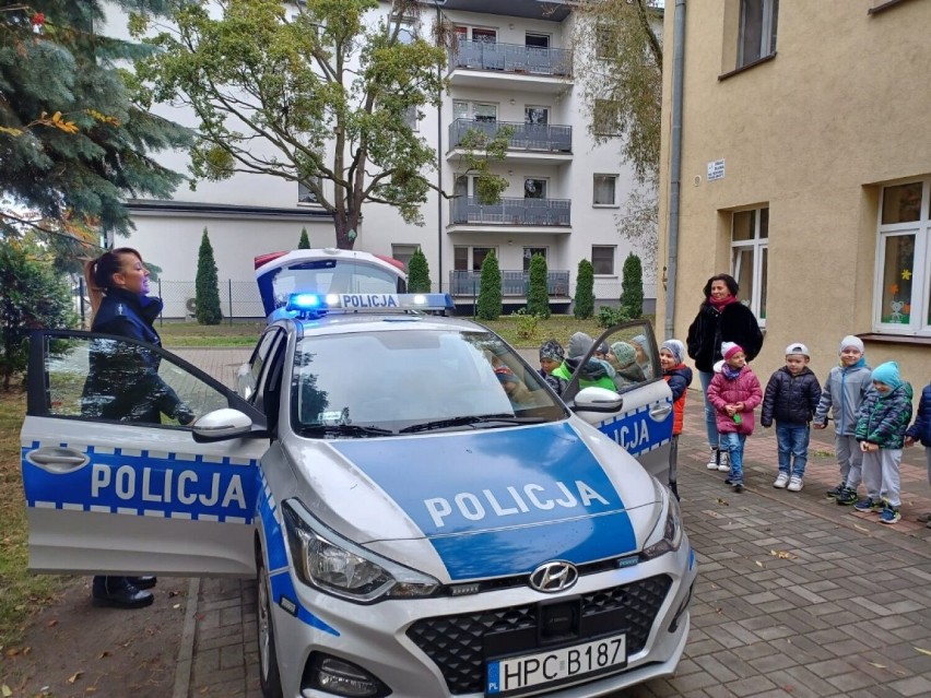 Policjanci odwiedzili przedszkolaków z Aleksandrowa