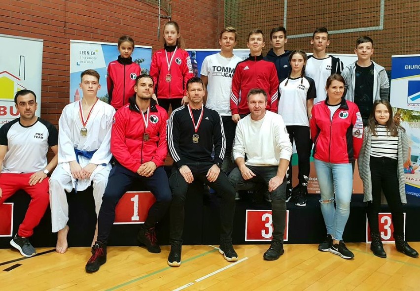 Sukces pleszewskich karateków! Dziewięć medali na Arashi Cup w Legnicy i trzecie miejsce w klasyfikacji medalowej