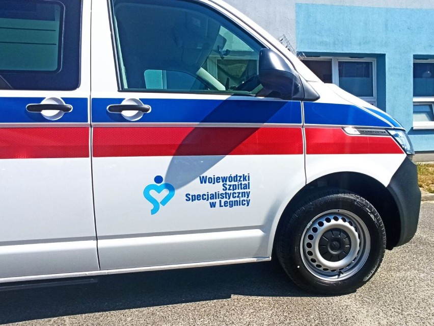 Tak wygląda najnowszy ambulans w Legnicy. Cena? Ponad 360...