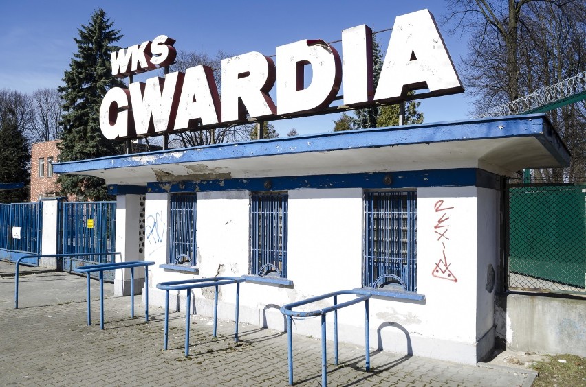 Stadion Gwardii Warszawa popada w ruinę [ZDJĘCIA]