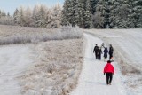Góry zimą 2023: jak się przygotować, co spakować i na co zwrócić uwagę? Poznaj najczęściej popełniane błędy