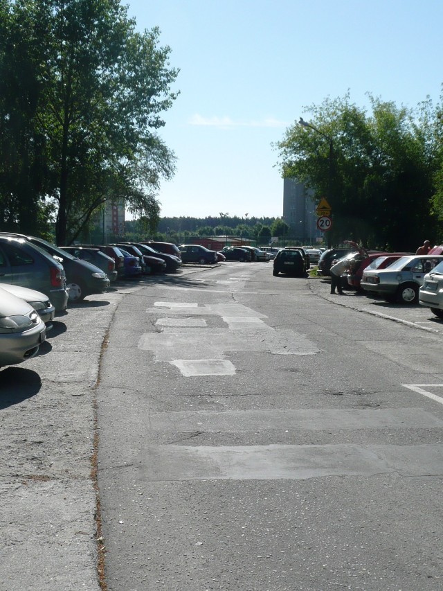 Ul. Krucza zostanie wyremontowana, a chodniki i parkingi zmodernizowane