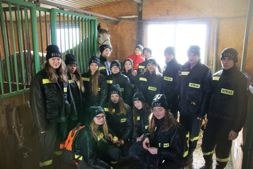 Solecka OSP zorganizowała ferie dla młodych strażaków....