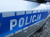 Rozbój w Dobrzanach. 28-latek przewrócił dziewczynkę i ukradł jej telefon
