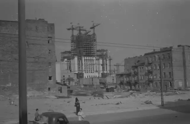 Budowa Pałacu Kultury i Nauki, lipiec 1953.