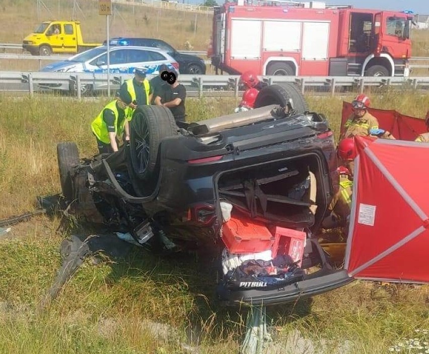 Do wypadku doszło przy zjeździe z S5 na węźle Jaroszewo koło...