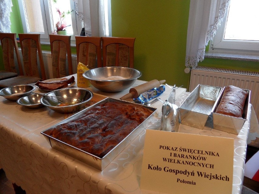 Połomia: Zaprezentowano tradycyjne ozdoby i potrawy wielkanocne