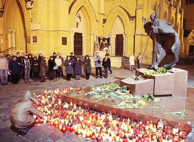 Łodzianie pamiętali o siódmej rocznicy śmierci papieża