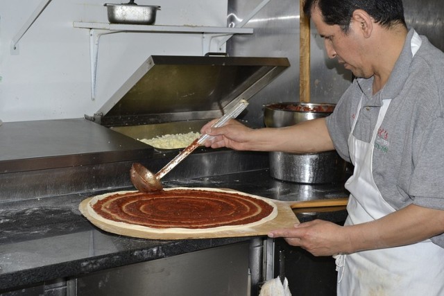 Zastanawiasz się, gdzie w Kielcach zjesz najlepszą pizzę? Oto najlepsze lokale w Kielcach polecane przez użytkowników Google. Zobacz je na kolejnych slajdach >>>