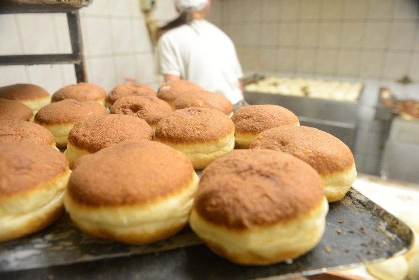 Przepis na pączki na Tłusty Czwartek 2019.