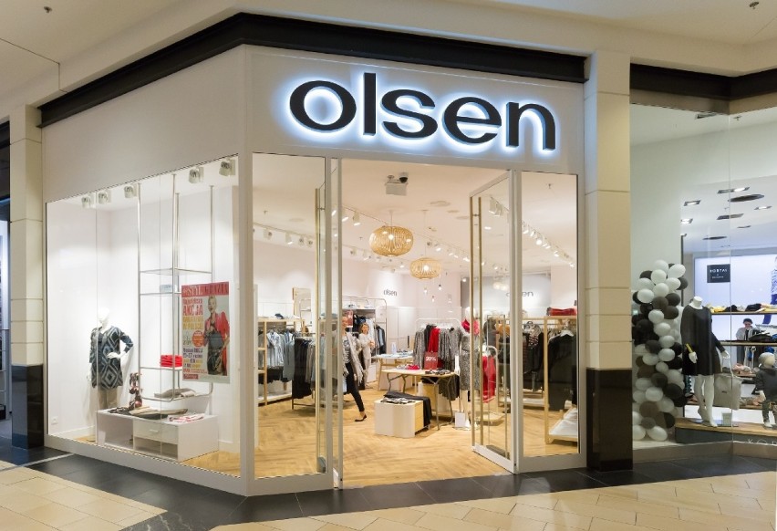 Olsen znany jest z ekskluzywnej odzieży damskiej....