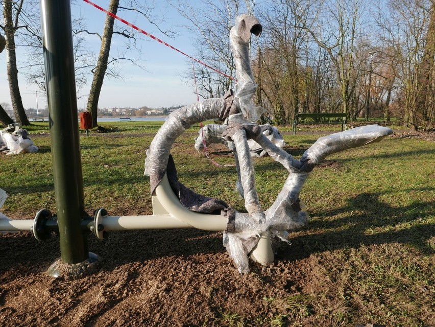 W grudniu otworzą trzecią siłownię pod chmurką w Żninie [zdjęcia]