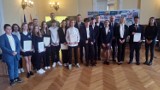 Młodzieżowa Rada Miasta Tomaszowa Mazowieckiego nowej kadencji 2023 - 2025 rozpoczęła działalność. ZDJĘCIA