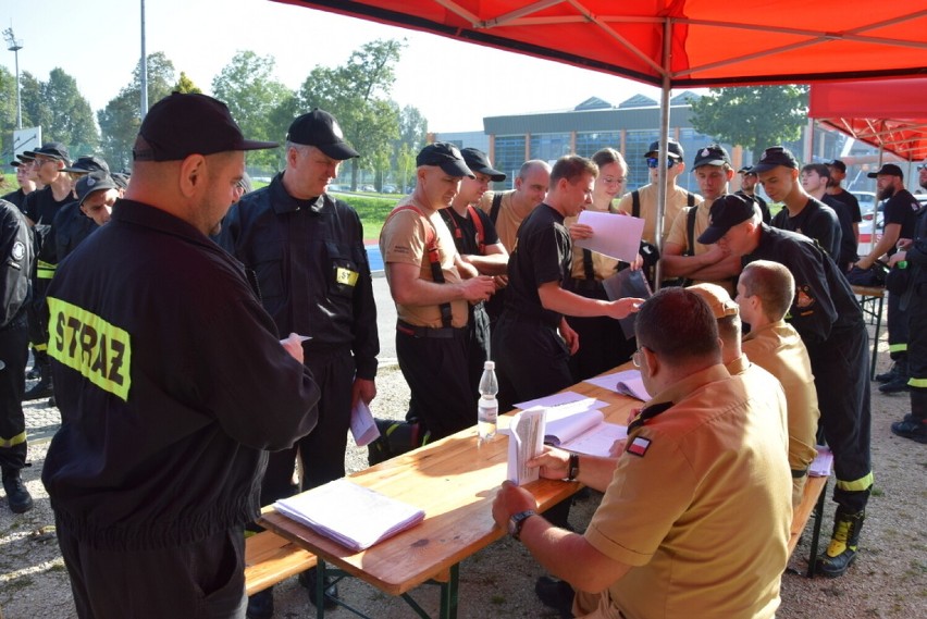 Do udziału w zawodach pożarniczych w Tarnowie zarejestrowało...