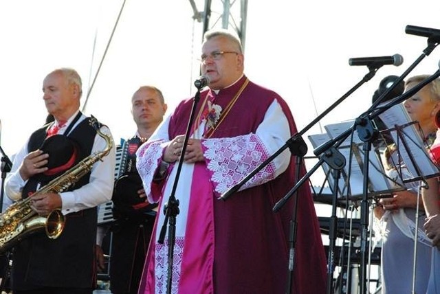 Gminno-parafialne dożynki w Iwanowicach