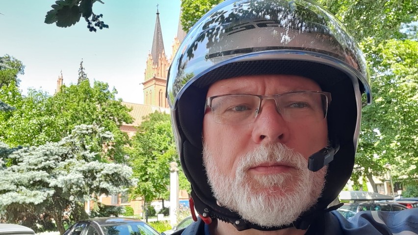 Starosta grudziądzki podróżuje po województwie motocyklem....