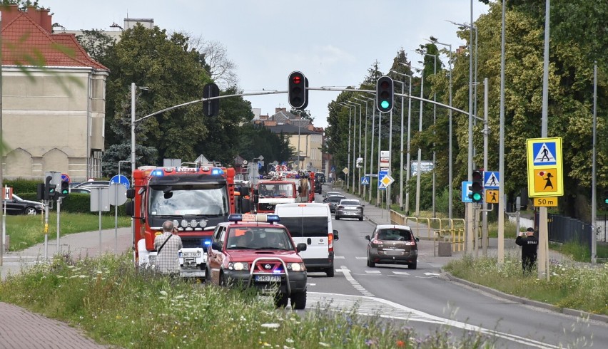 Nowa Wieś Malb. Piknik strażacki z atrakcjami dla całych rodzin odbył się na szkolnym boisku