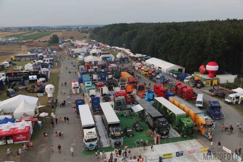 Zlot stuningowanych ciężarówek i innych pojazdów rozpoczął...