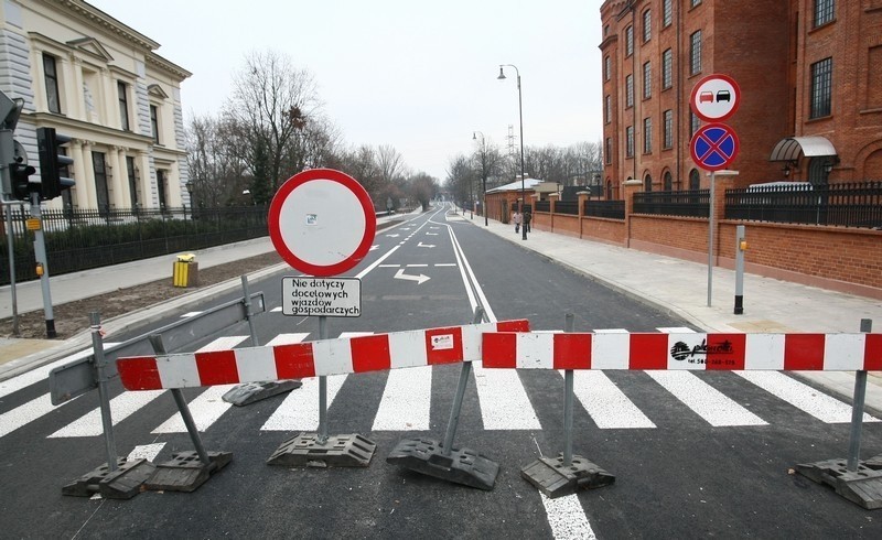 Remonty dróg w Łodzi bardzo często kończą się z opóźnieniem