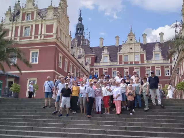 Działkowcy ze szprotawskiej Oazy odwiedzili Park Mużakowski, Broody i Park Róż w Lausitz. Zdjęciami z wycieczki podzielili się z nami