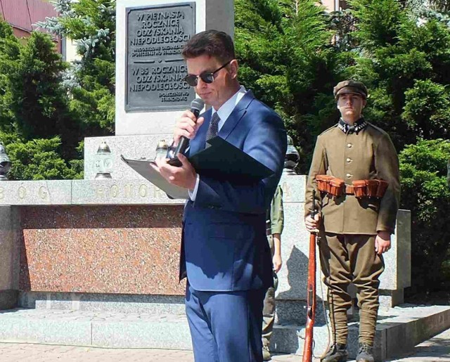 Michał Urbański, rzecznik prasowy Urzędu Miejskiego w Starachowicach na Dniu Wojska Polskiego.