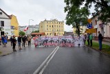 Oleśniczanie pamiętali o 77. rocznicy Powstania Warszawskiego. Nie zabrakło transparentów i kwiatów 