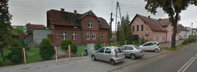 Posterunek Policji ma mieścić się przy ulicy Długiej w Laskowicach. A konkretnie w budynku po przedszkolu