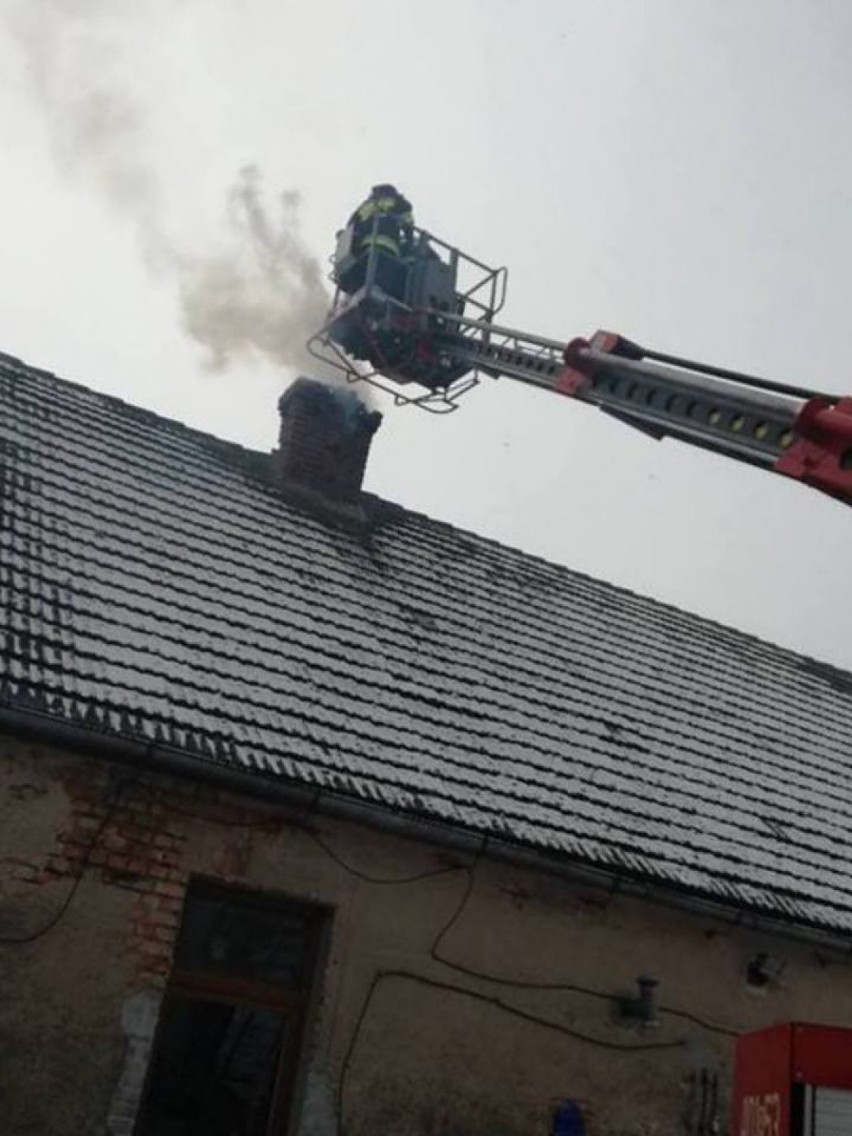 Groźne pożary sadzy w kominach – apel chodzieskich strażaków