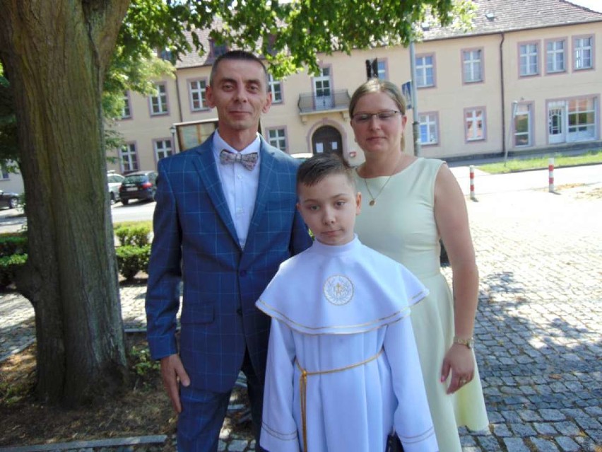 Pierwsza Komunia Święta w parafii św. Barbary w  Budzyniu [ZDJĘCIA]