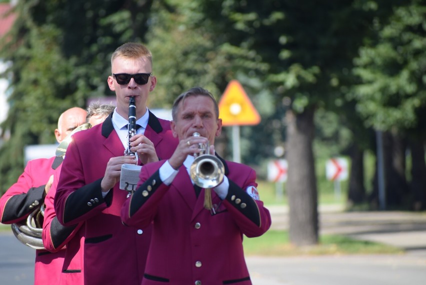 Święto Wojska Polskiego w Sieradzu. Było dostojnie i...